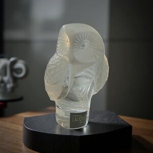 Vintage Signed Lalique France Frosted & Clear Crystal Owl Figure / Paperweight